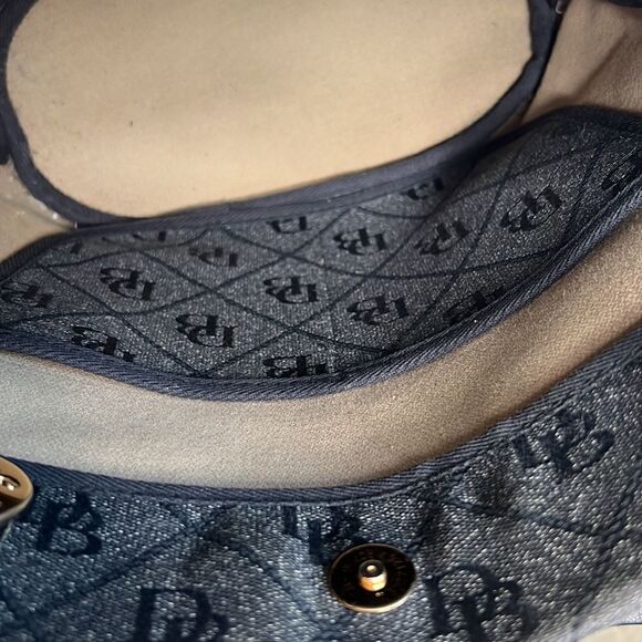 VINTAGE Dooney & Bourke Canvas Signature DB Bucket Leather Trim Bag Purse - Picture 6 of 9